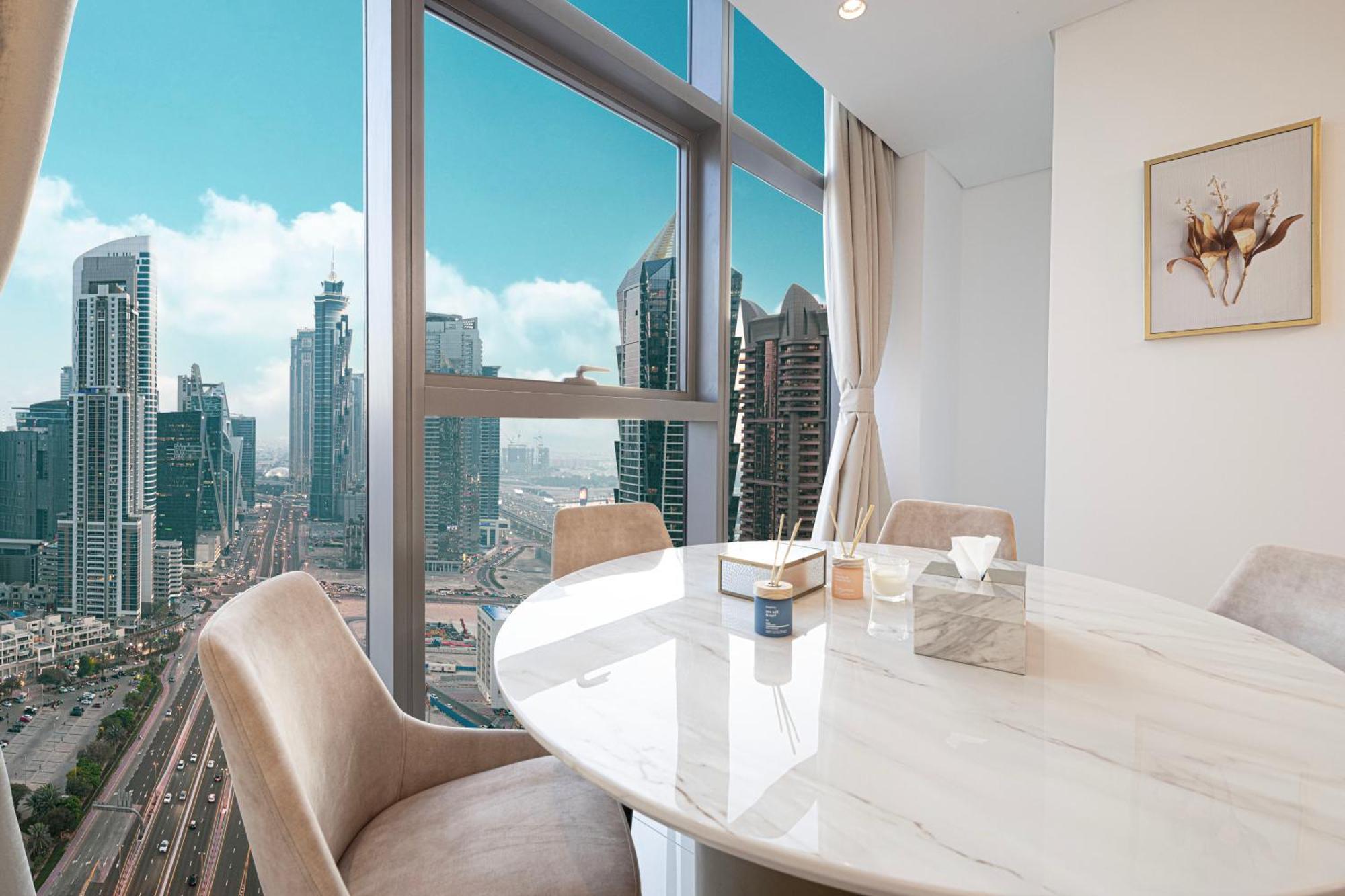 Infinity Pool & Burj Khalifa View L Luxe Paramount ドバイ エクステリア 写真
